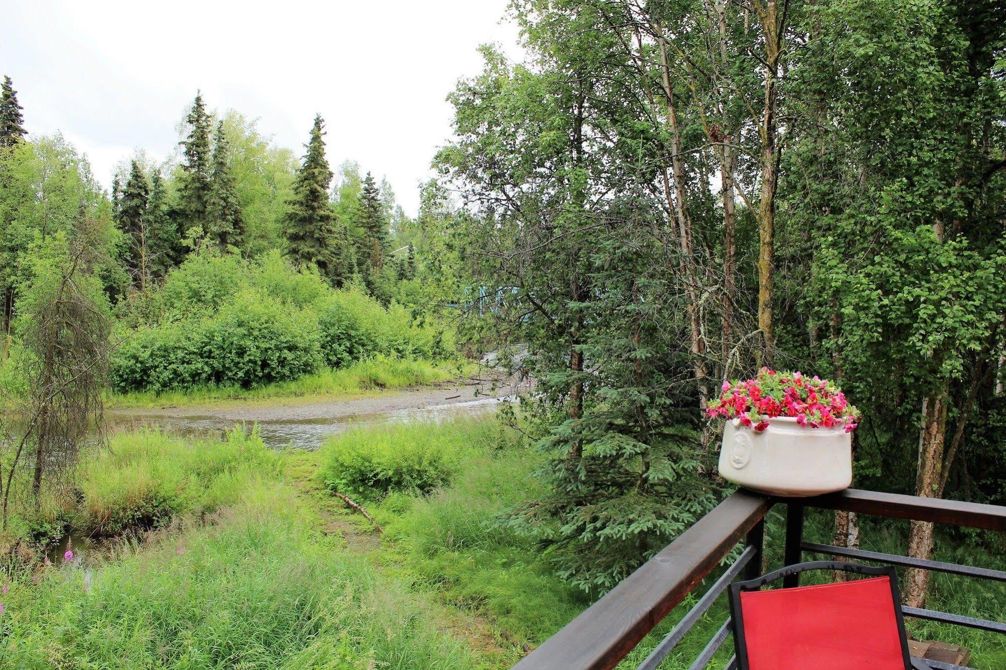 Maria'S Creekside B&B Anchorage Exteriör bild